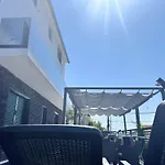 Paradise شقة *